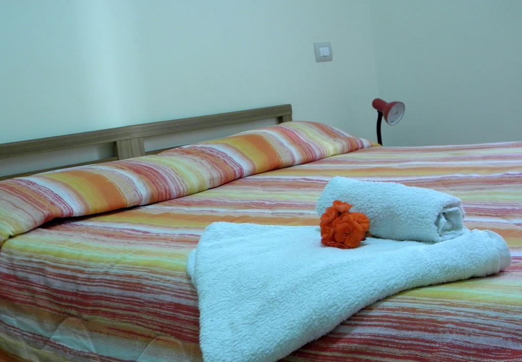 Albergo La Perla Cagliari Cameră foto